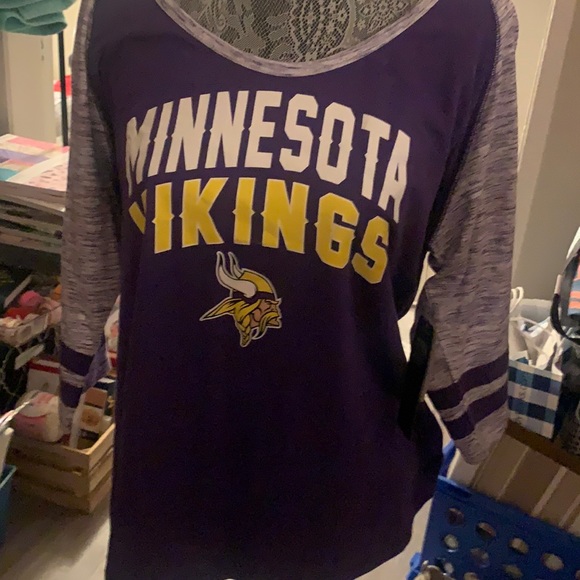 NFL Tops - New Minnesota Viking quarter sleeve t-shirt